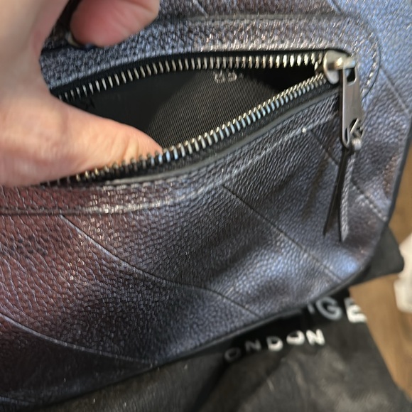 Kurt Geiger, Kensington Crossbody Bag in Gunmetal Metallic Gray - Picture 9 of 13